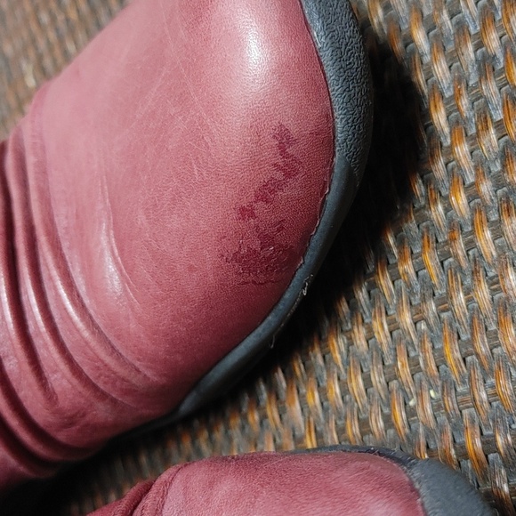 Clarks Artisan Ankle Boots Wine Color Size 6 - Picture 12 of 14